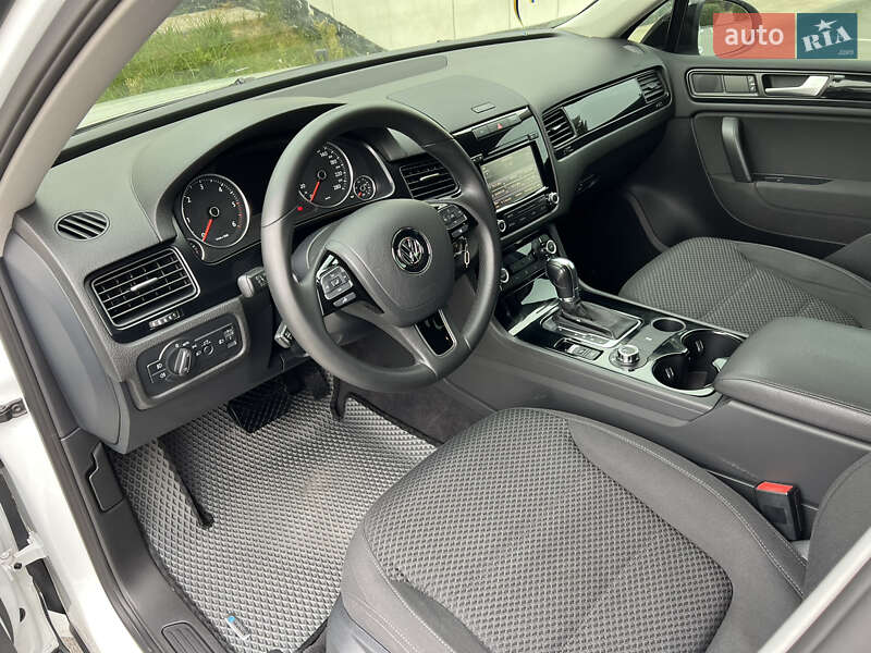 Volkswagen Touareg 2012