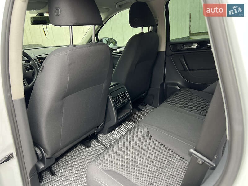 Volkswagen Touareg 2012