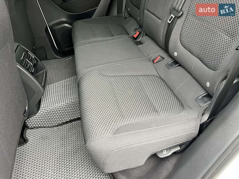 Volkswagen Touareg 2012