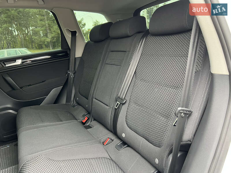 Volkswagen Touareg 2012