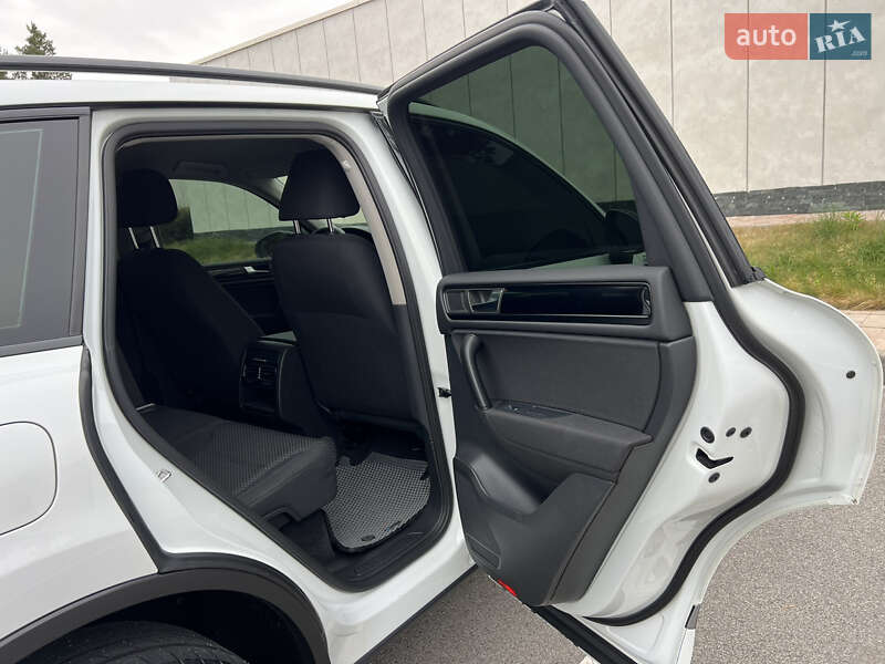 Volkswagen Touareg 2012