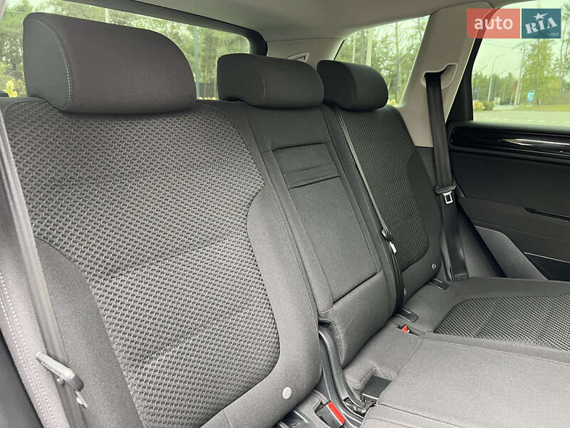 Volkswagen Touareg 2012