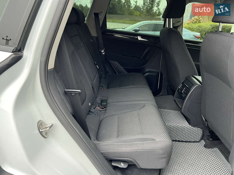 Volkswagen Touareg 2012