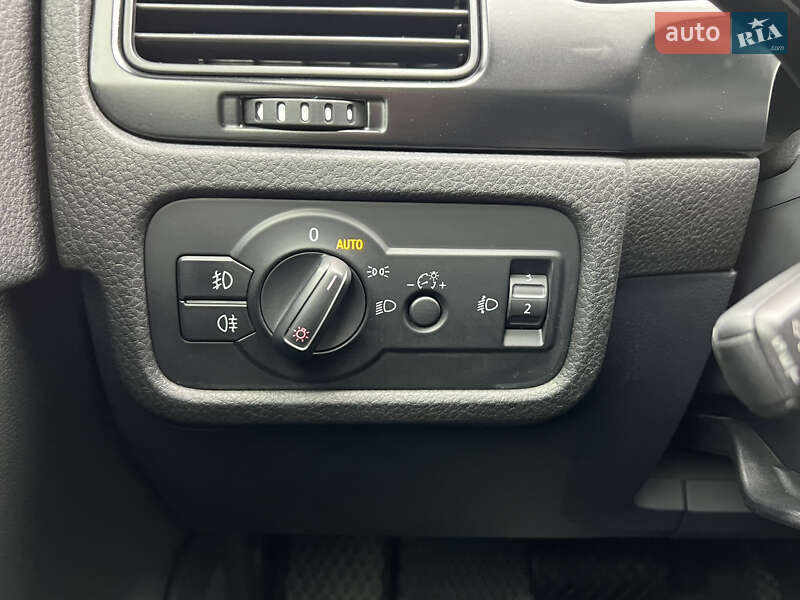 Volkswagen Touareg 2012