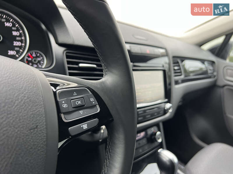 Volkswagen Touareg 2012