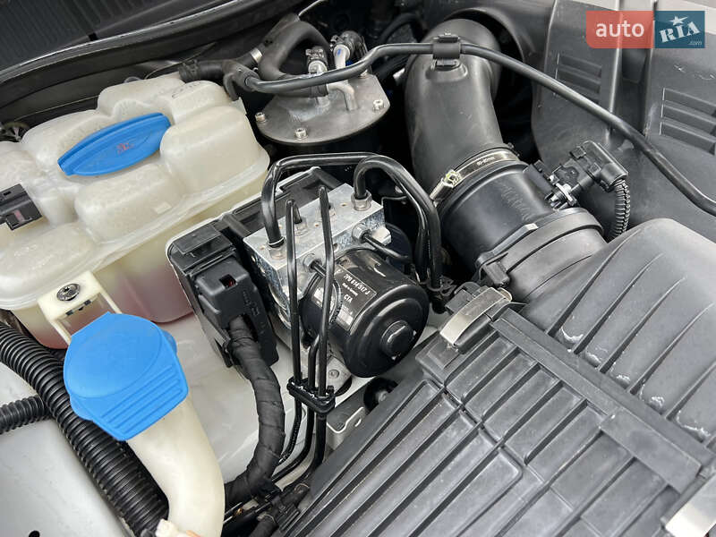 Volkswagen Touareg 2012