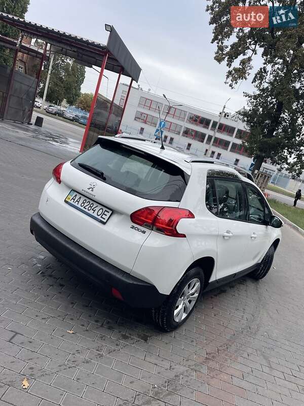 Peugeot 2008 2014