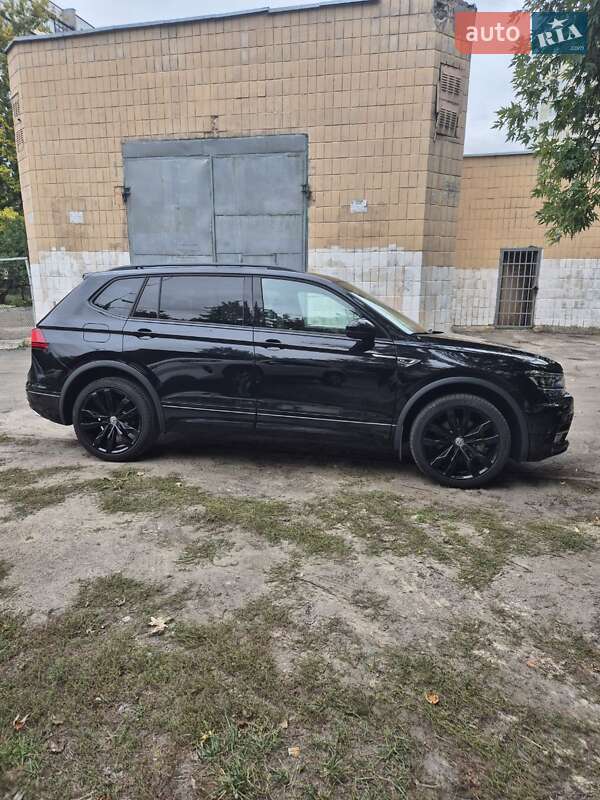 Volkswagen Tiguan 2021