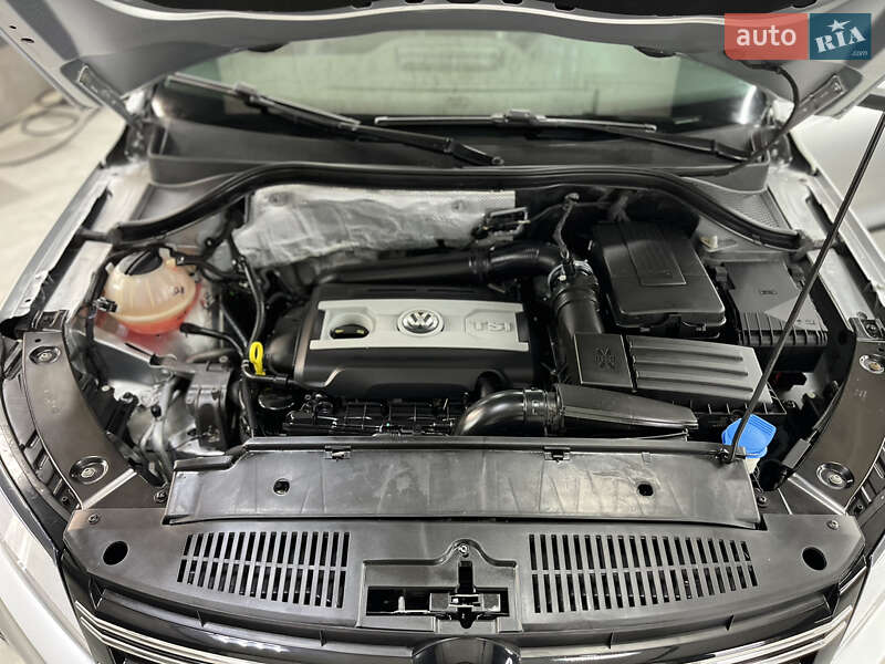 Volkswagen Tiguan 2015