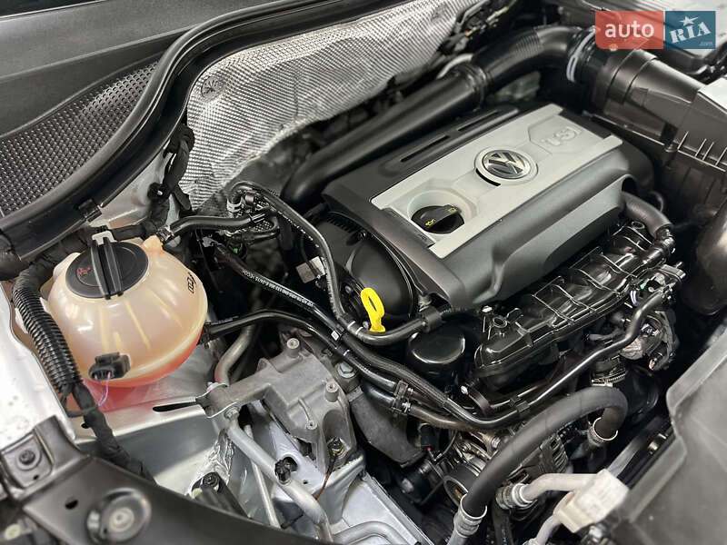 Volkswagen Tiguan 2015