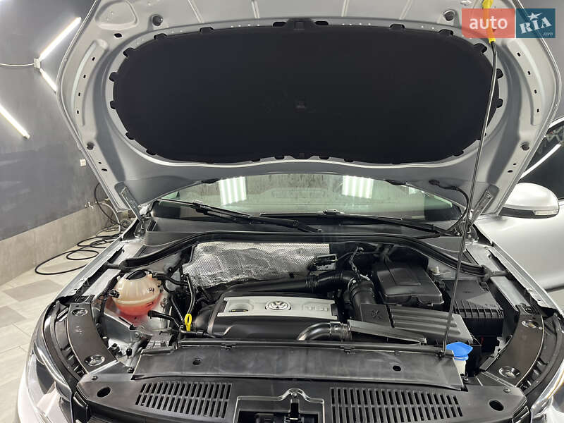 Volkswagen Tiguan 2015