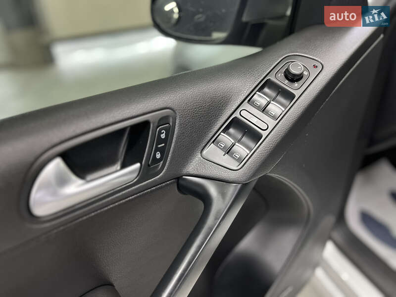 Volkswagen Tiguan 2015