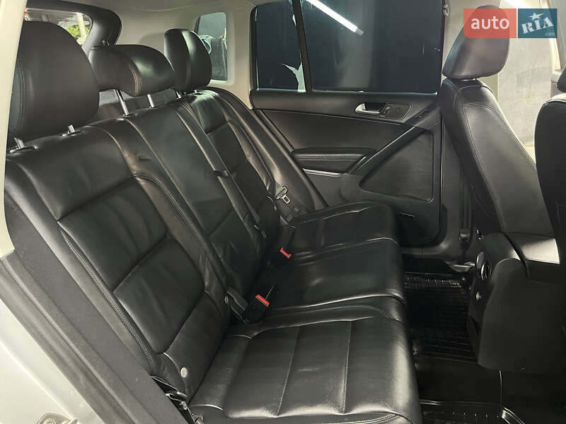 Volkswagen Tiguan 2015