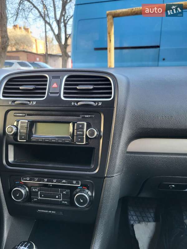 Volkswagen Golf 2010