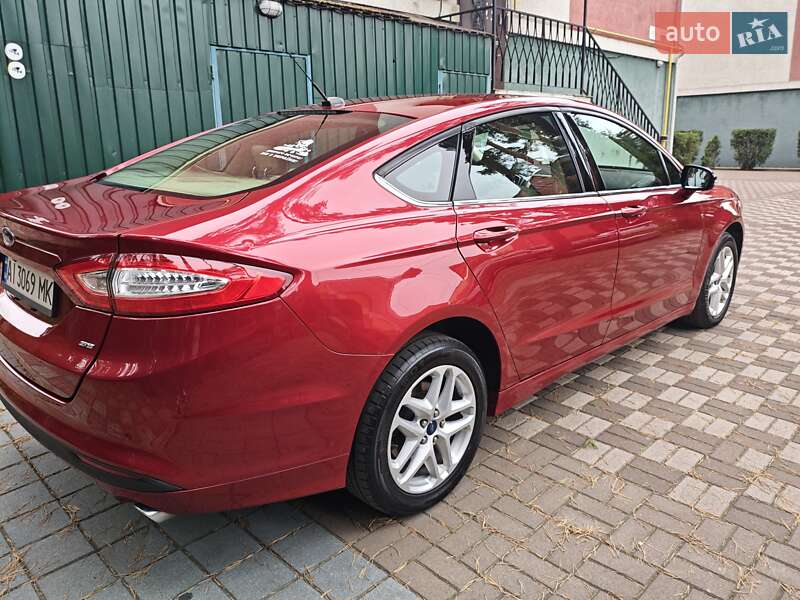 Ford Fusion 2015