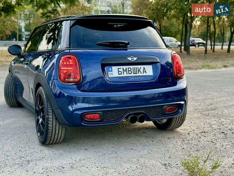 MINI Cooper 2015