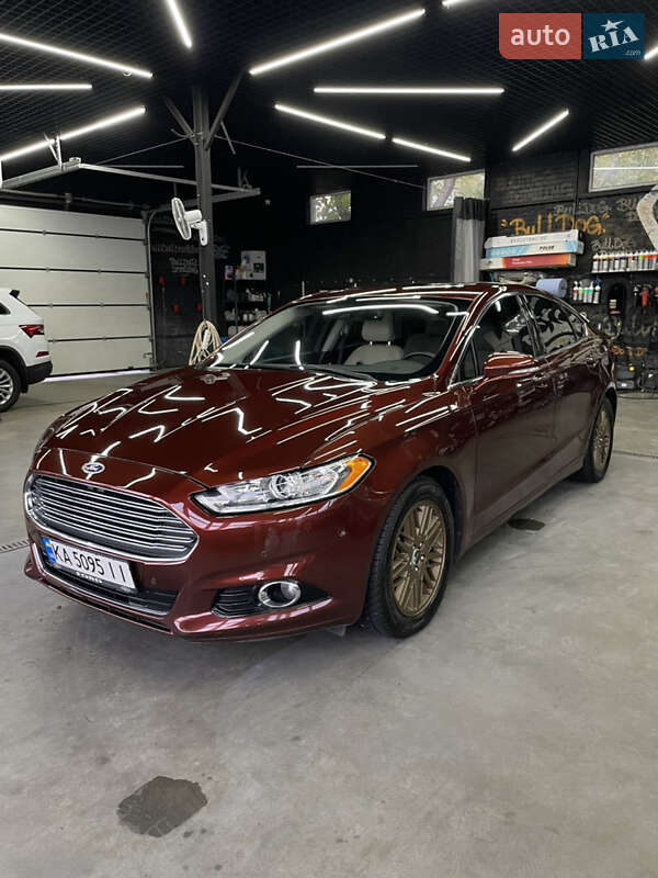 Ford Fusion 2015