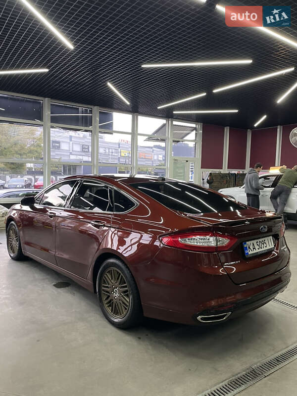 Ford Fusion 2015