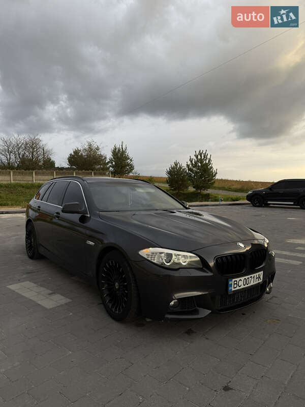 BMW 5 Series 2012