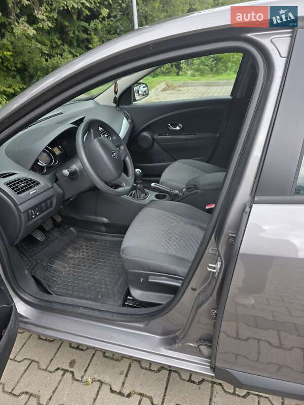 Renault Fluence 2013