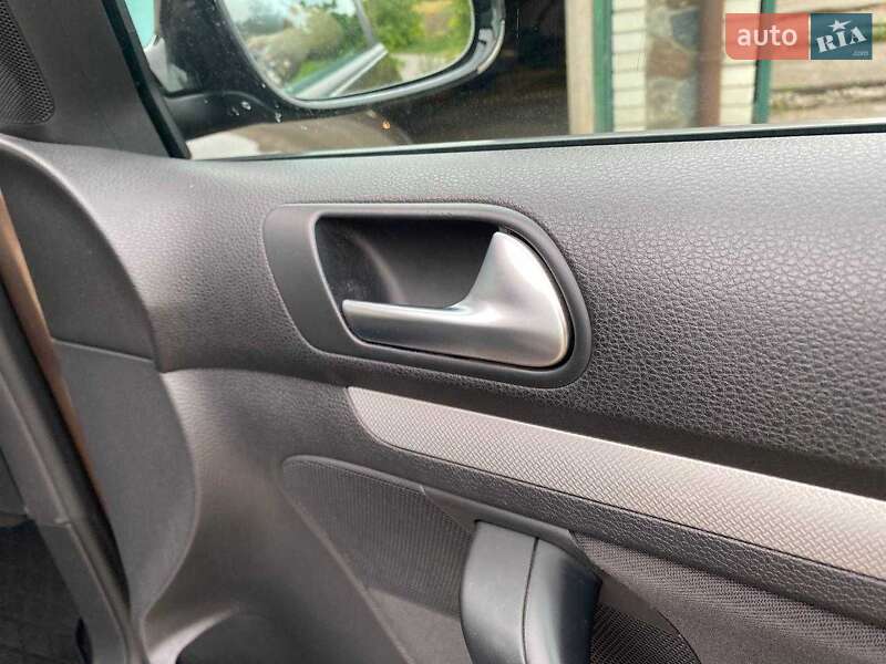 Volkswagen Golf 2012