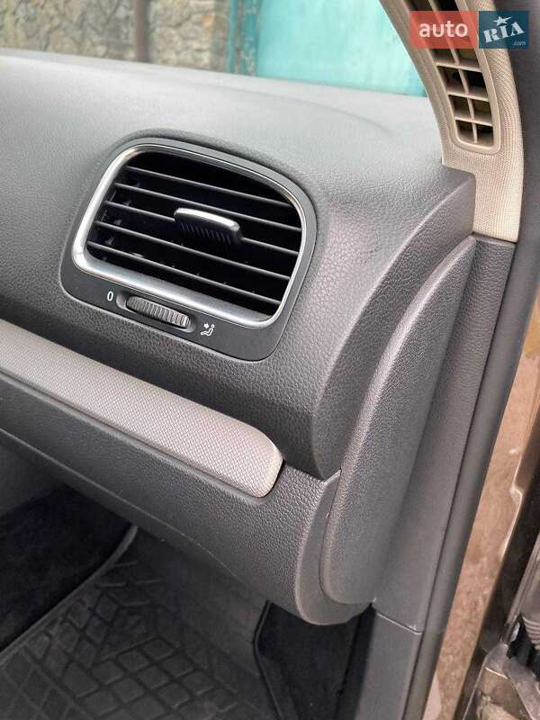 Volkswagen Golf 2012