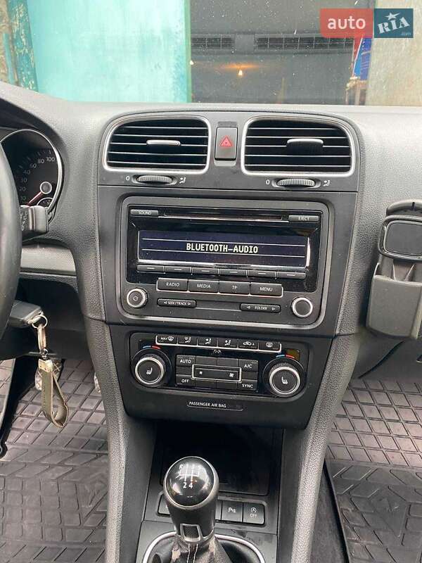 Volkswagen Golf 2012