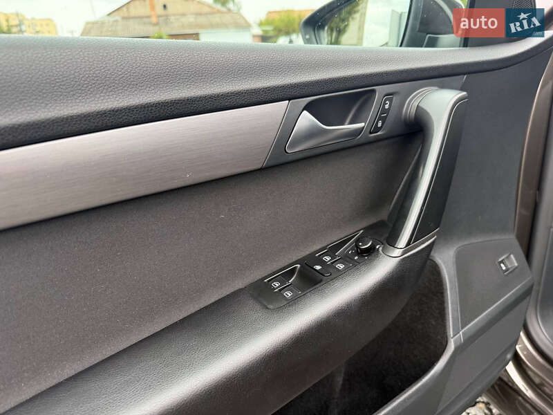 Volkswagen Passat 2012