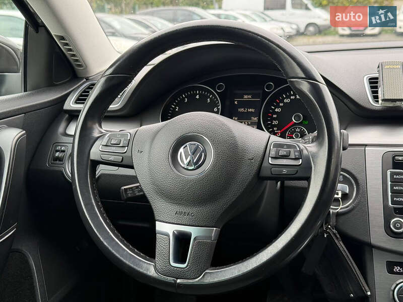 Volkswagen Passat 2012