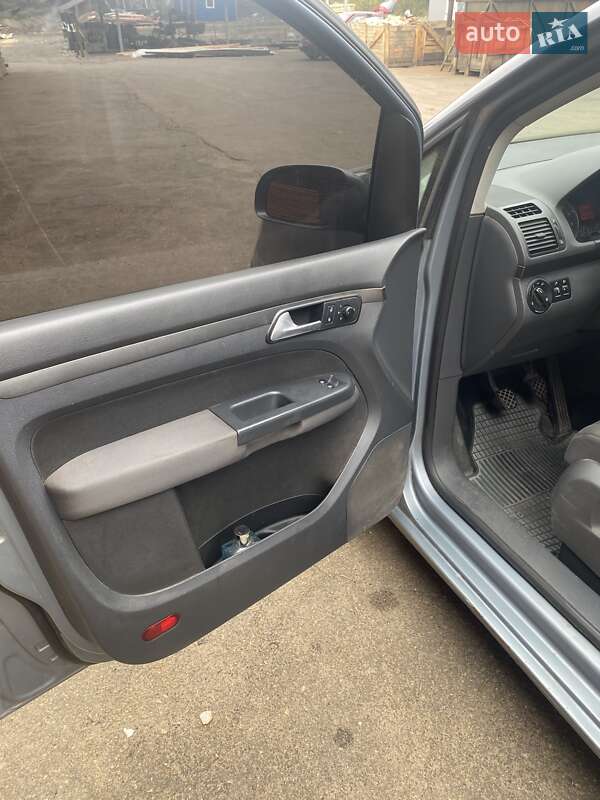 Volkswagen Touran 2007