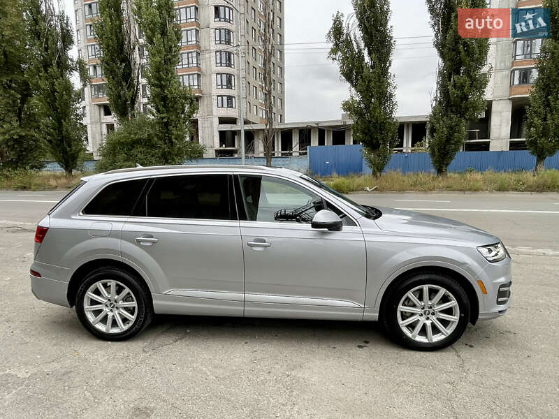 Audi Q7 2016