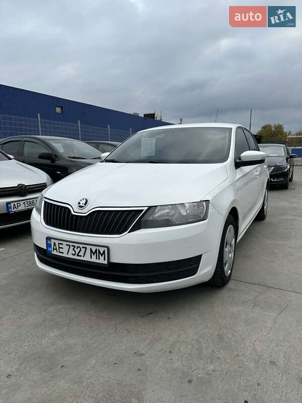 Skoda Rapid 2015