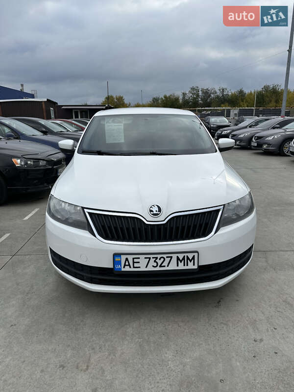 Skoda Rapid 2015