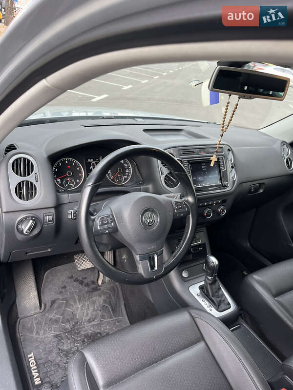 Volkswagen Tiguan 2016