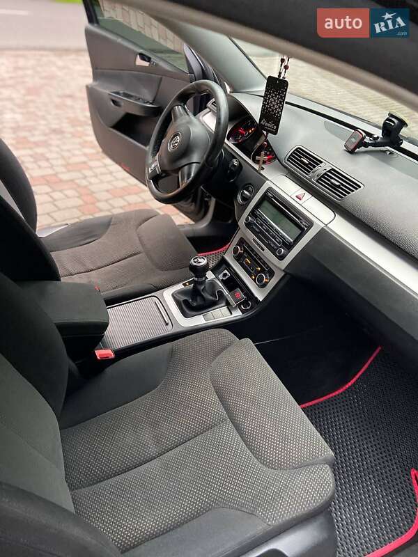 Volkswagen Passat 2010