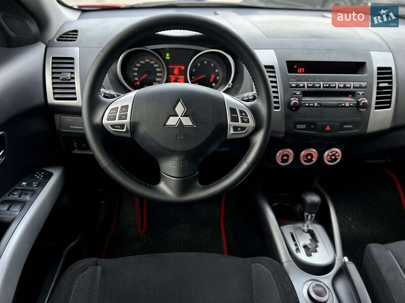 Mitsubishi Outlander 2008