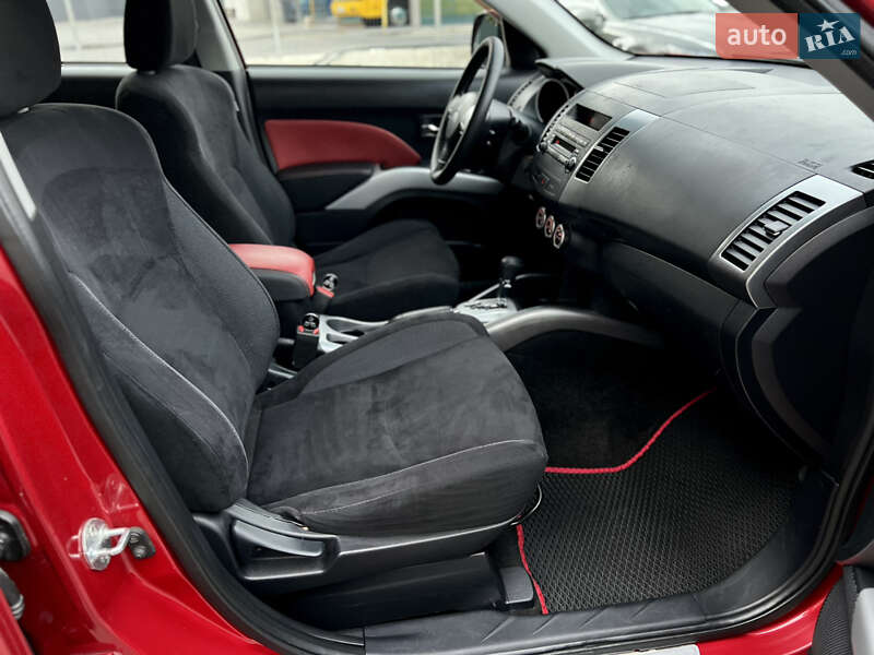 Mitsubishi Outlander 2008