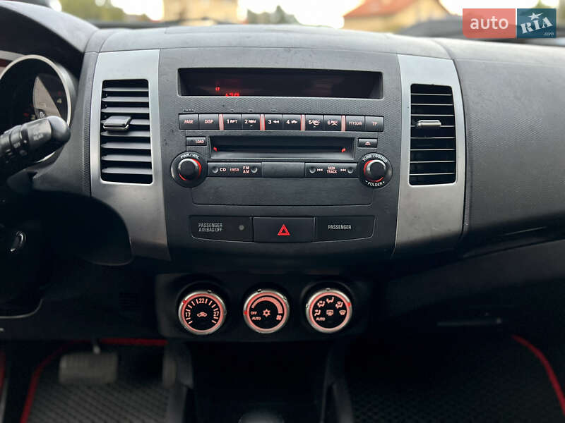 Mitsubishi Outlander 2008