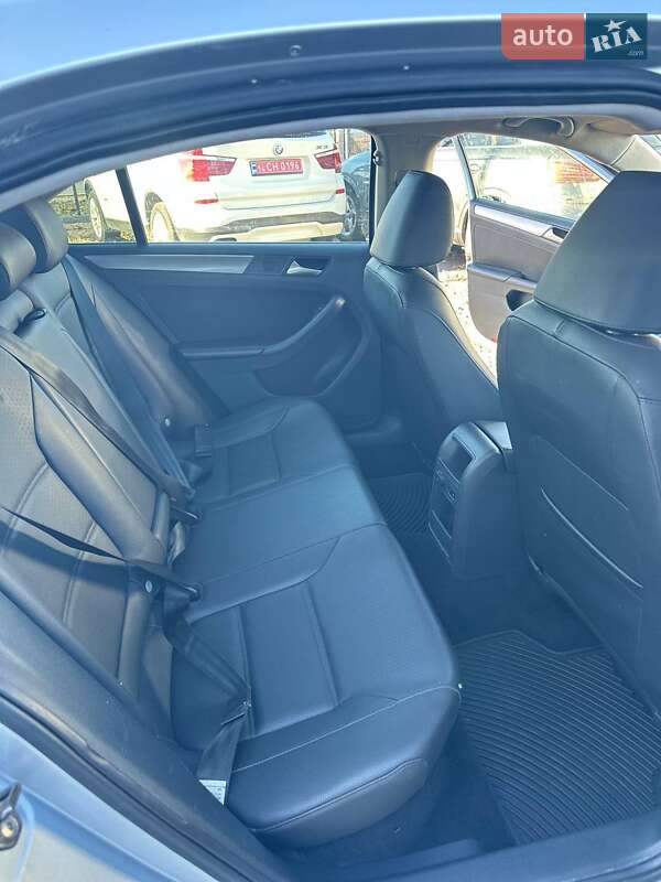 Volkswagen Jetta 2013