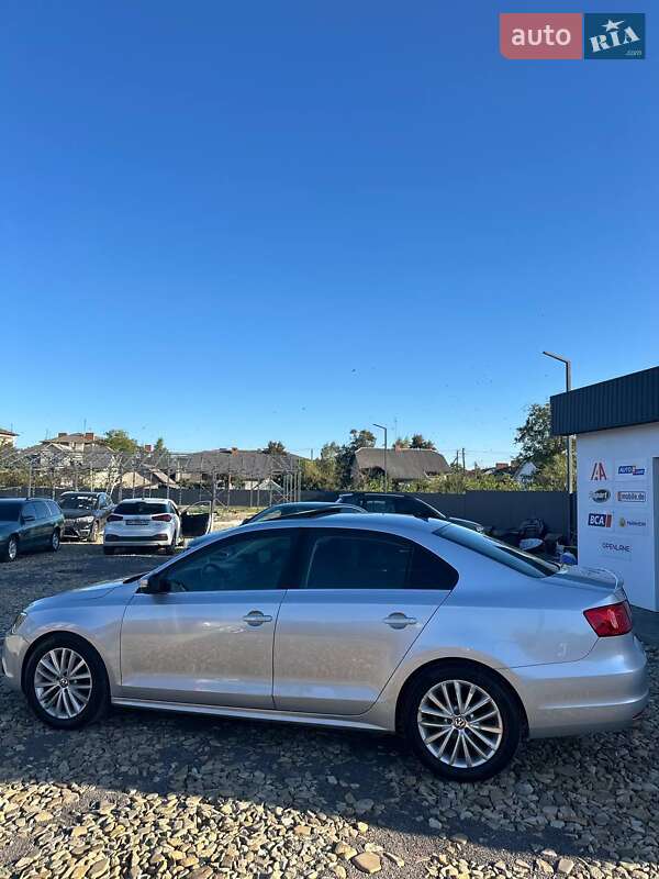 Volkswagen Jetta 2013