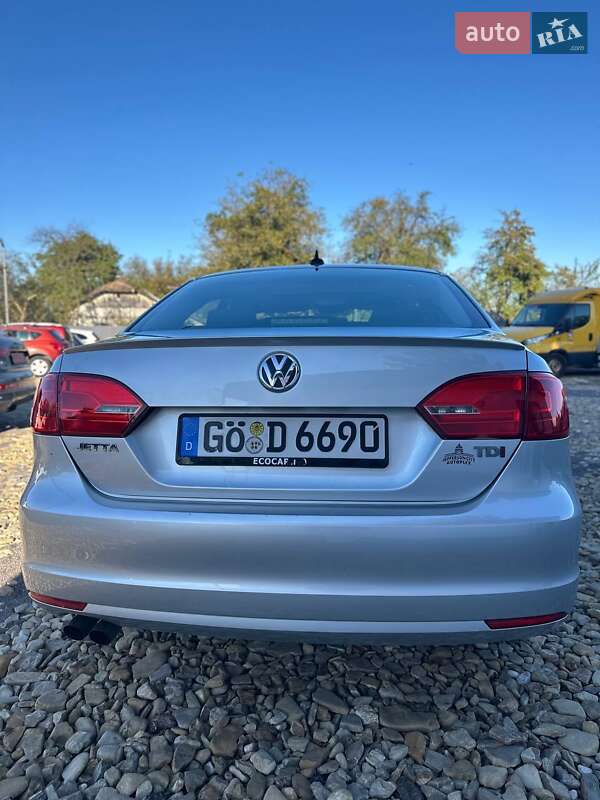 Volkswagen Jetta 2013