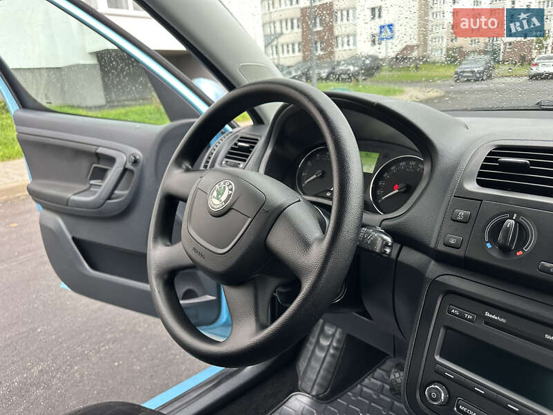 Skoda Roomster 2011