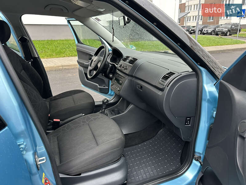 Skoda Roomster 2011