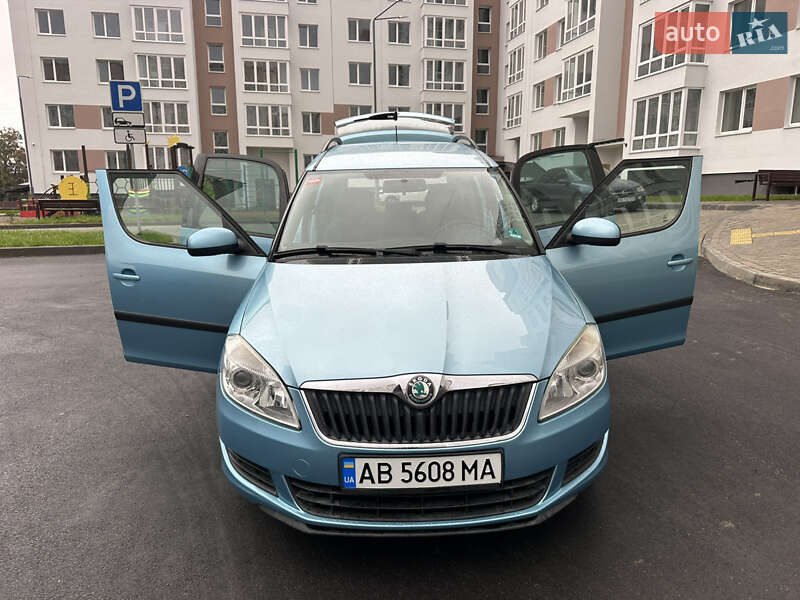 Skoda Roomster 2011