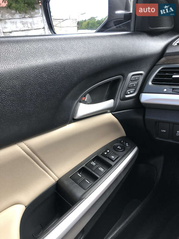 Honda Crosstour 2012