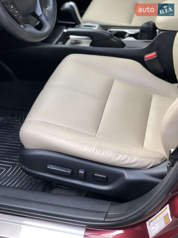 Honda Crosstour 2012