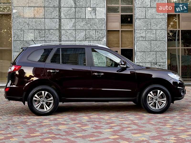 Hyundai Santa FE 2011