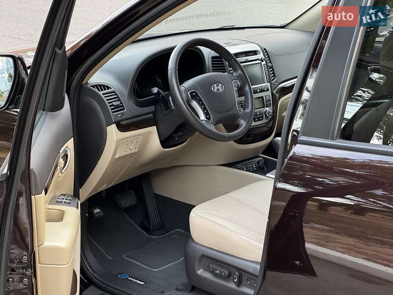 Hyundai Santa FE 2011