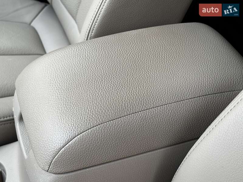 Hyundai Santa FE 2011