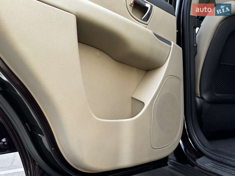 Hyundai Santa FE 2011